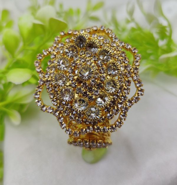 Imported Exquisite Adjustable Crystal Bracelet Random Color