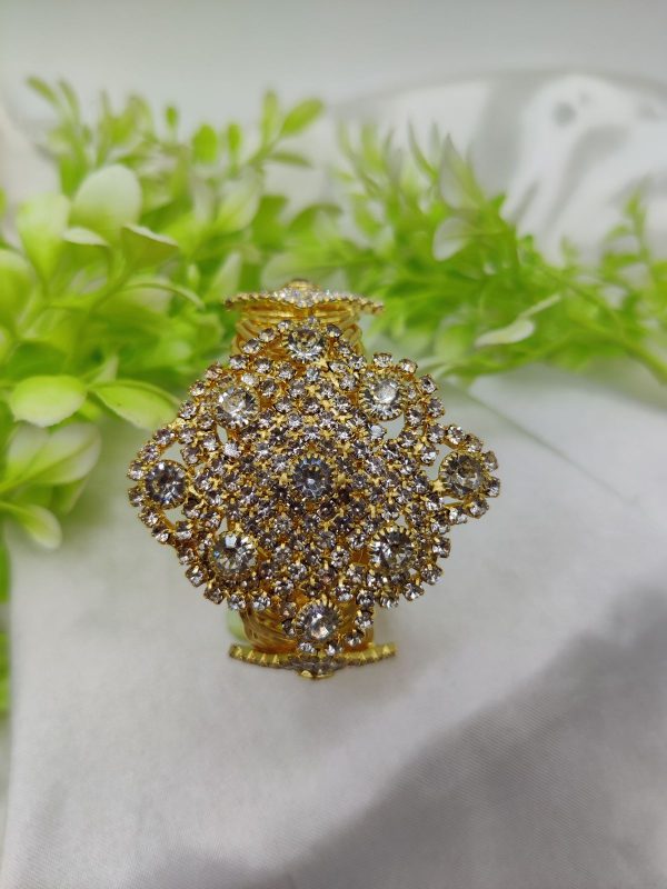 Imported Elegant Crystal Adjustable Bracelet Random Color
